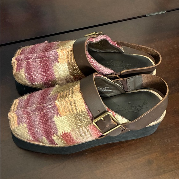 EUC Free People Astrid Platform Mules Size 7.5 Boho Chunky Knit Casual - Picture 1 of 12